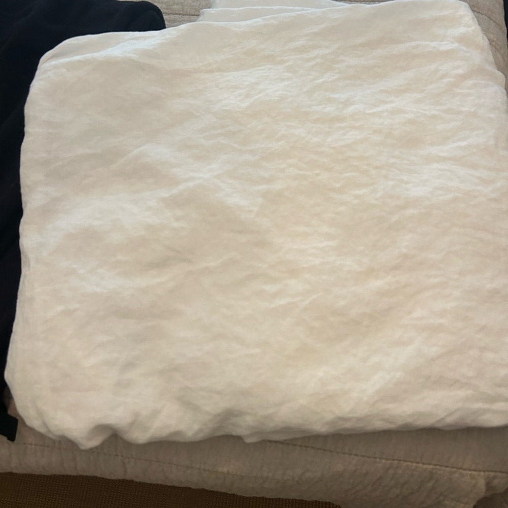 West Elm White Linen Duvet Cover - Picture 3 of 3